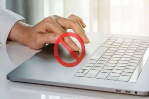 chuột laptop bị liệt