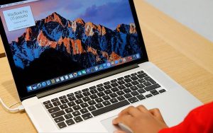 chuột laptop HP không di chuyển được